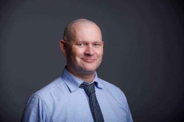 Photo of James Deavoll