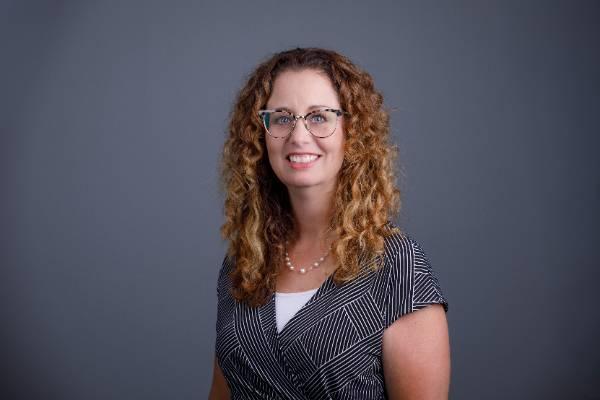 Photo of Lisa Jeffries