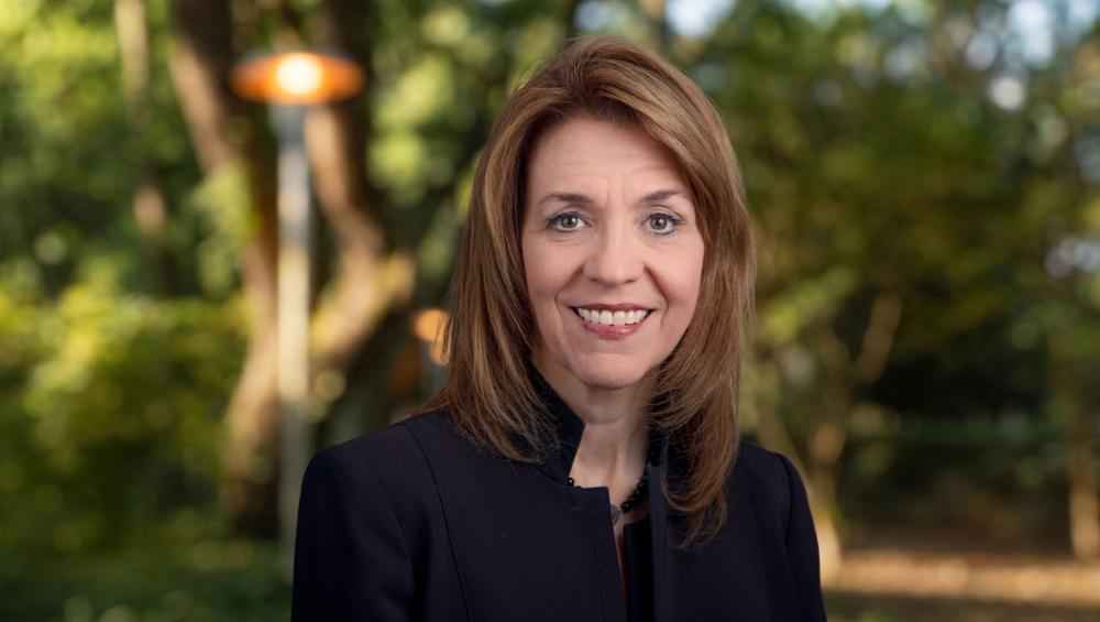 Dr. Lisa Piccolo