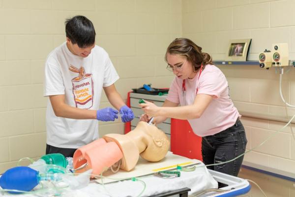 Respiratory Care students working in the lab