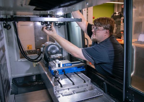 Machine Tool Technology student